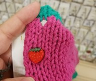 strawberry button
